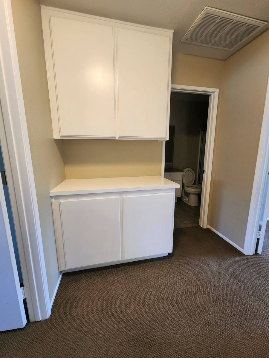 Townhouse for rent at 630 W Palm Ave, Orange, CA 92868