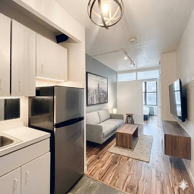 Apartment for rent at 370 W 52nd St #3B, New York, NY 10019