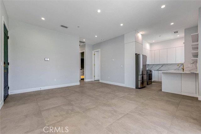 House for rent at 1556 S Bundy Dr, Los Angeles, CA 90025