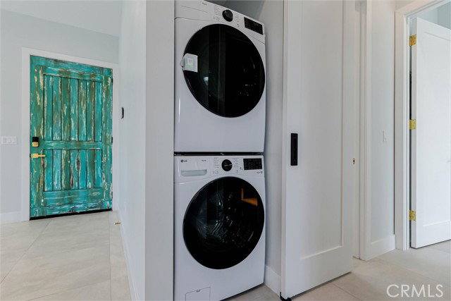 House for rent at 1556 S Bundy Dr, Los Angeles, CA 90025