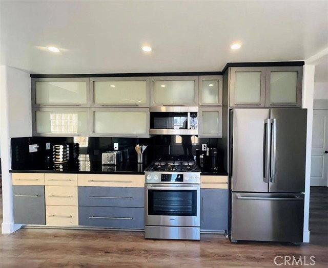 Condo for rent at 1645 Camden Ave #401, Los Angeles, CA 90025