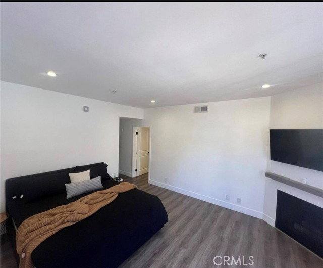 Condo for rent at 1645 Camden Ave #401, Los Angeles, CA 90025