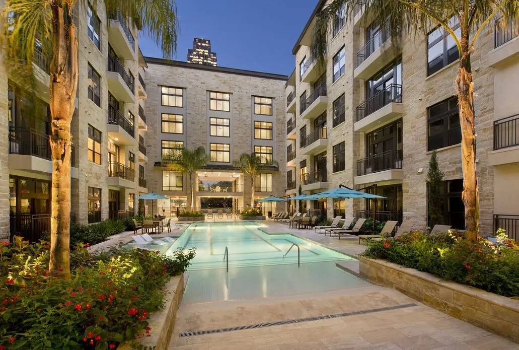 Apartment for rent at 3100 Post Oak Blvd, Houston, TX 77056