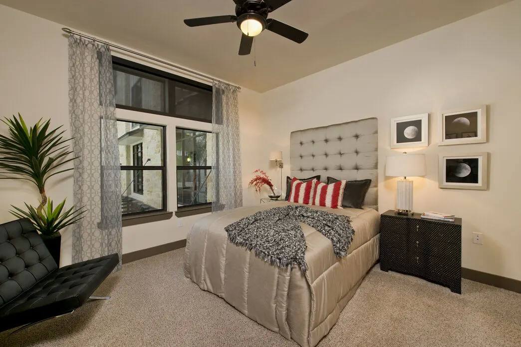 Apartment for rent at 3100 Post Oak Blvd, Houston, TX 77056
