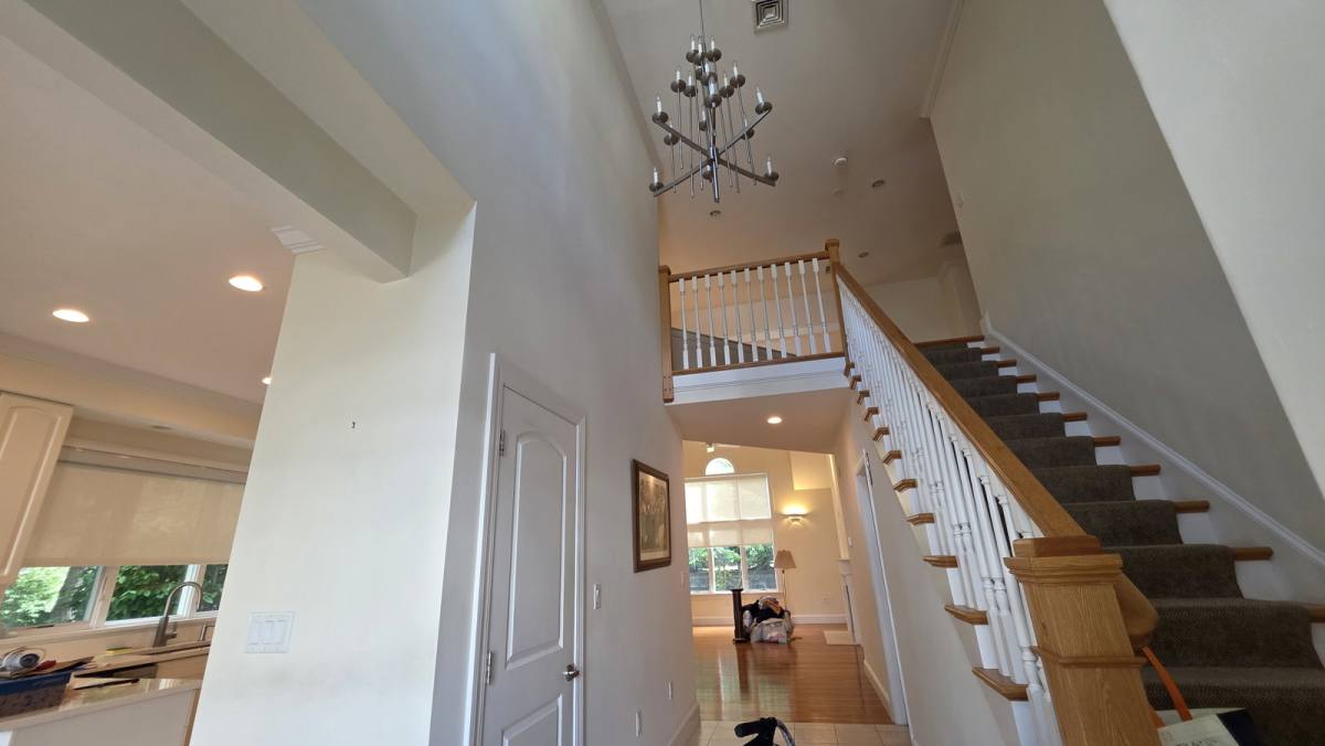 Townhouse for rent at 910 W Roxbury Parkway, Chestnut Hill, MA 02467