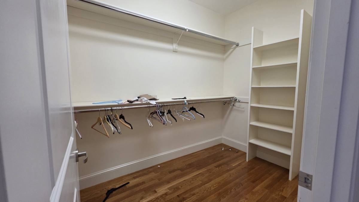 Townhouse for rent at 910 W Roxbury Parkway, Chestnut Hill, MA 02467