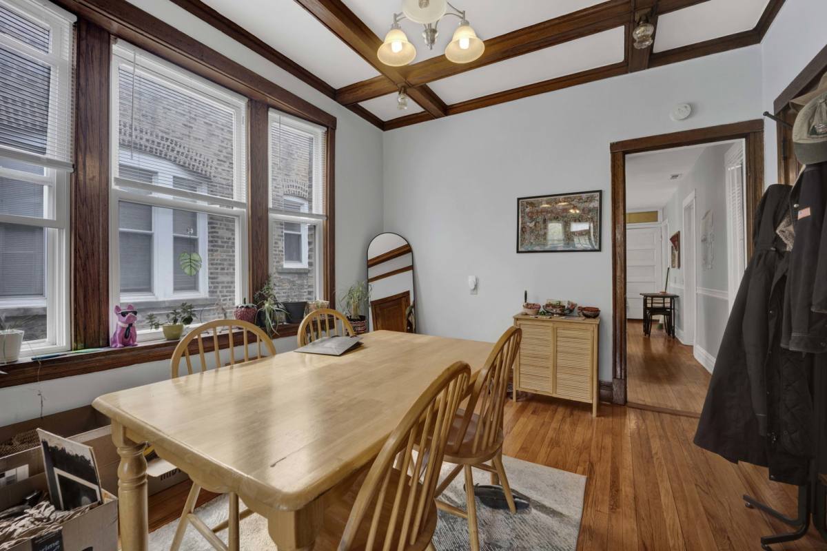 Apartment for rent at 2337 W Thomas St #3F, Chicago, IL 60622
