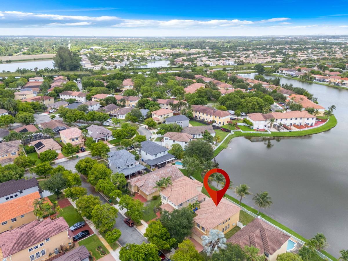 House for rent at 5149 SW 137th Ave, Hollywood, FL 33027