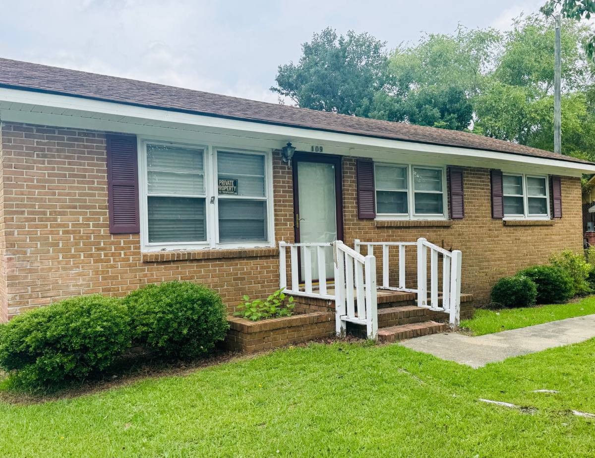 House for rent at 109 Jeffery St, Darlington, SC 29532