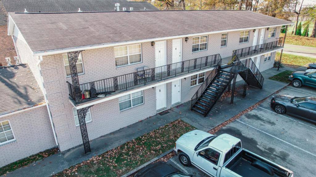 Apartment for rent at 1818 N Elm St, Henderson, KY 42420
