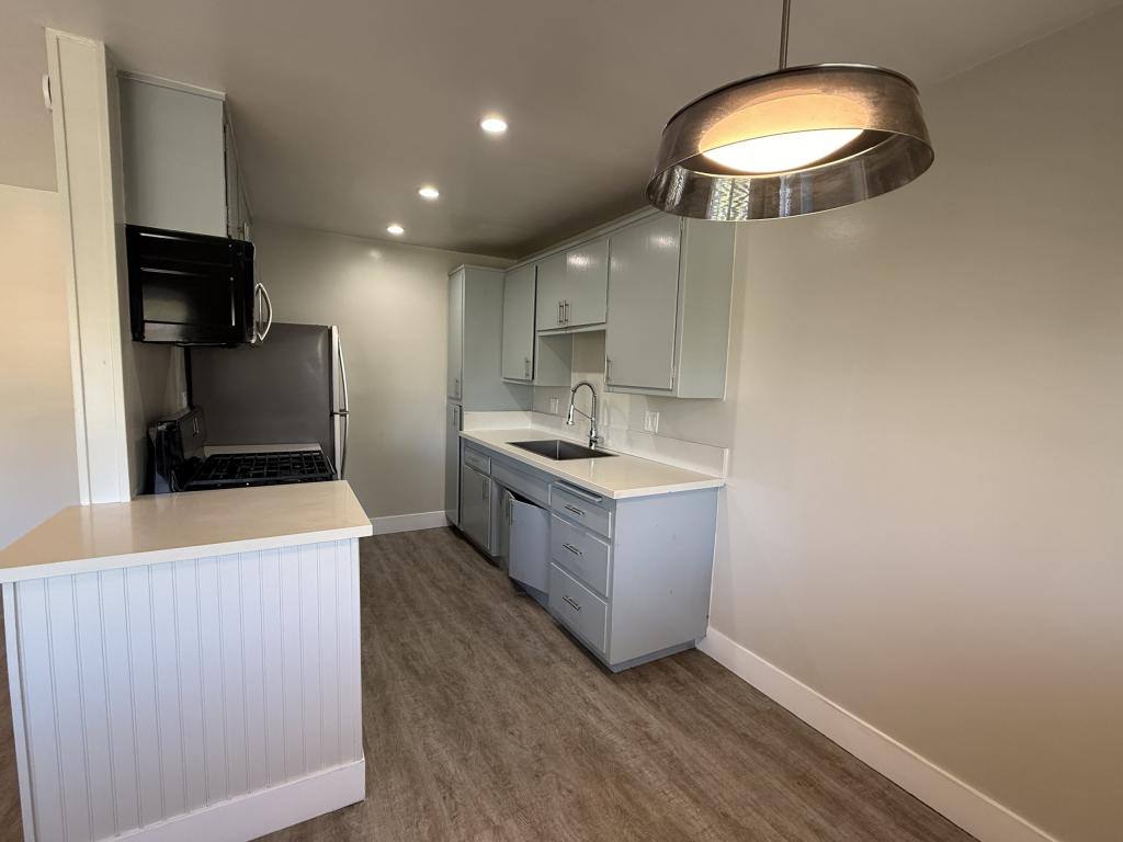 Apartment for rent at 28 W Pedregosa St, Santa Barbara, CA 93101
