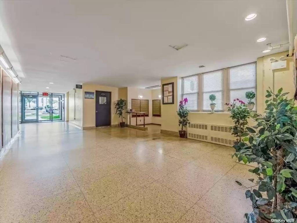 Apartment for rent at 1430 Seagirt Blvd #2M, Far Rockaway, NY 11691