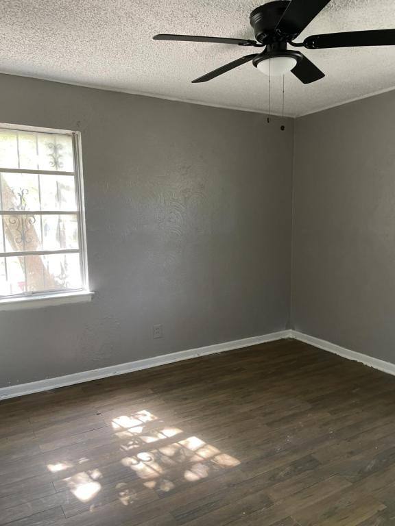 House for rent at 2723 Kellogg Ave, Dallas, TX 75216