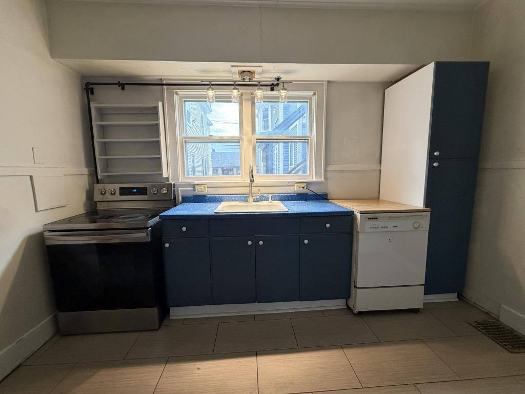 Apartment for rent at 8 S Union St #1, Burlington, VT 05401