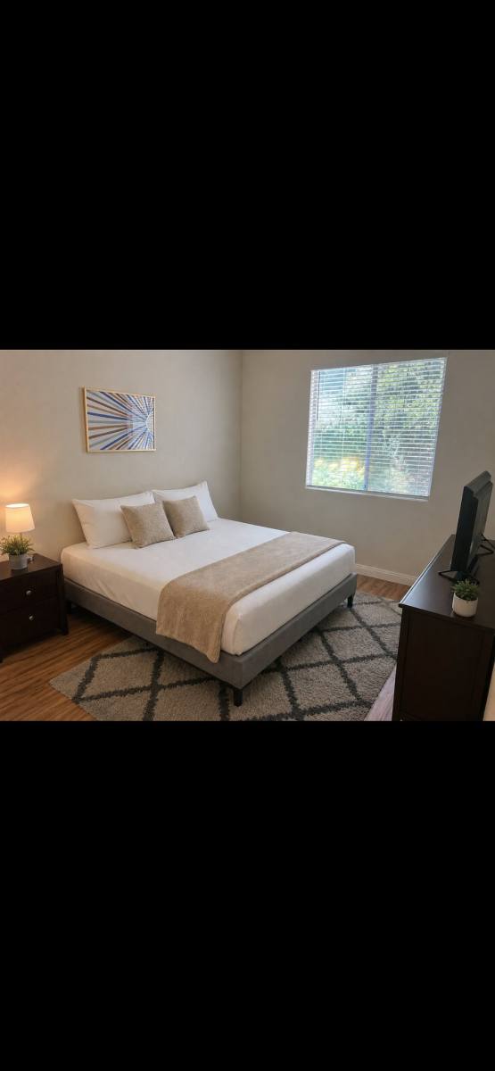 Townhouse for rent at 1457 Zehner Way, Placentia, CA 92870