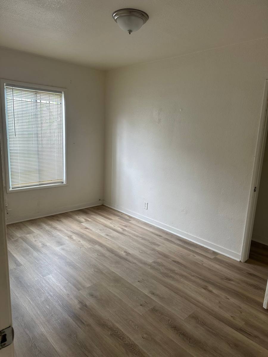 Apartment for rent at 1974 Henderson Ave, Long Beach, CA 90806