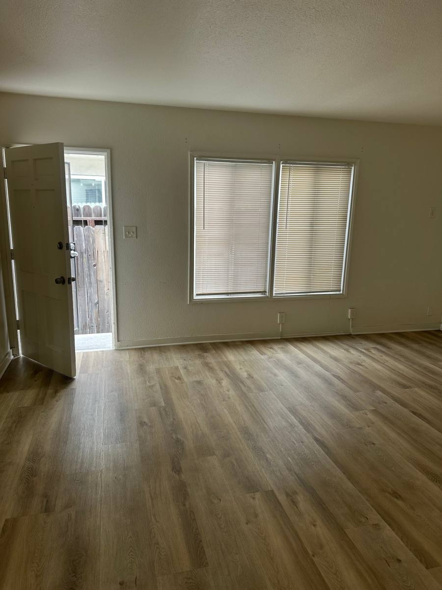 Apartment for rent at 1974 Henderson Ave, Long Beach, CA 90806