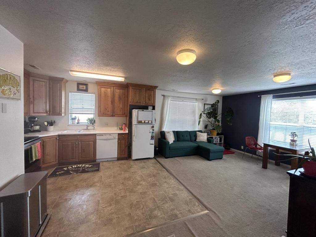 House for rent at 440 N 400 W #B, Salt Lake City, UT 84103