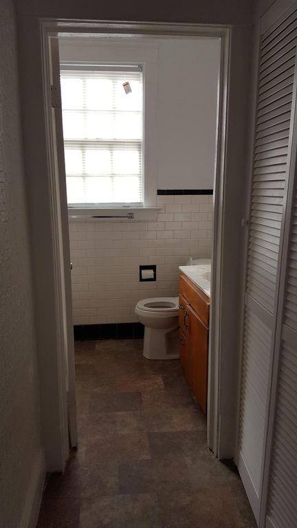 House for rent at 925 B Rutledge Ave, Charleston, SC 29403