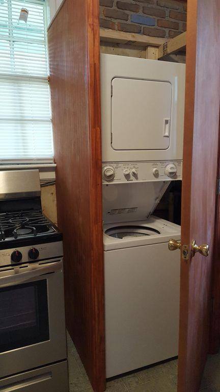 House for rent at 925 B Rutledge Ave, Charleston, SC 29403