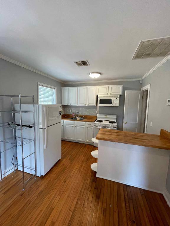 Apartment for rent at 4284 Oxford Ave #103, Baton Rouge, LA 70808