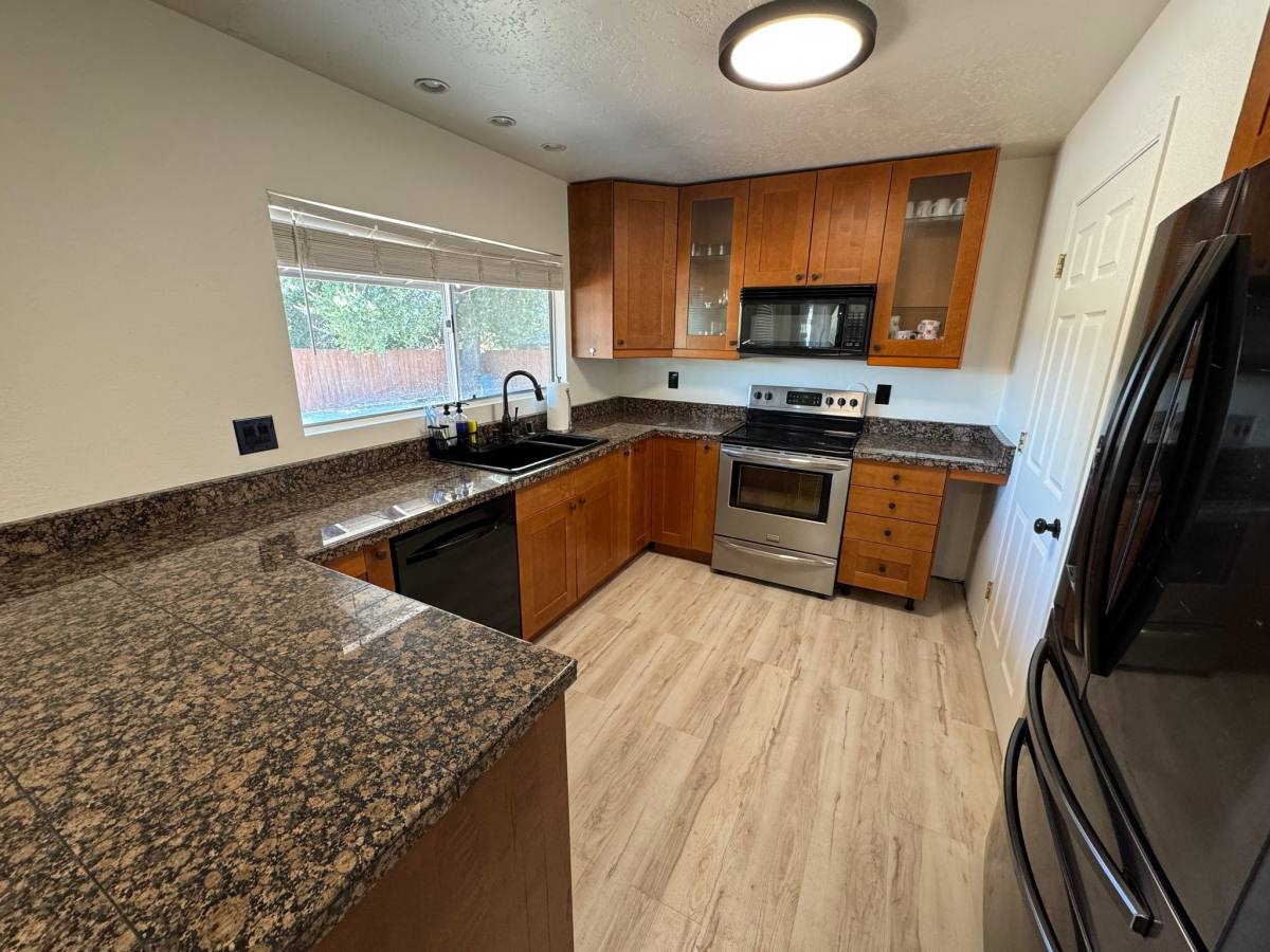 House for rent at 1035 7th St, Ramona, CA 92065