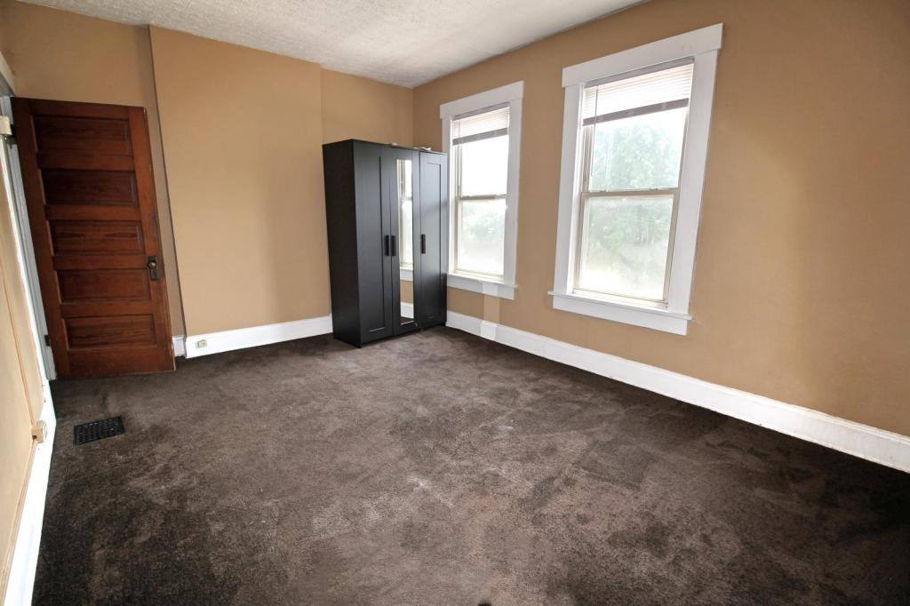 Apartment for rent at 68 E Hudson St, Columbus, OH 43202