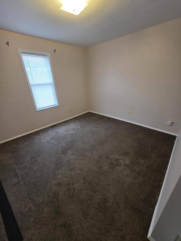 Apartment for rent at 2584 Deming Ave, Columbus, OH 43202