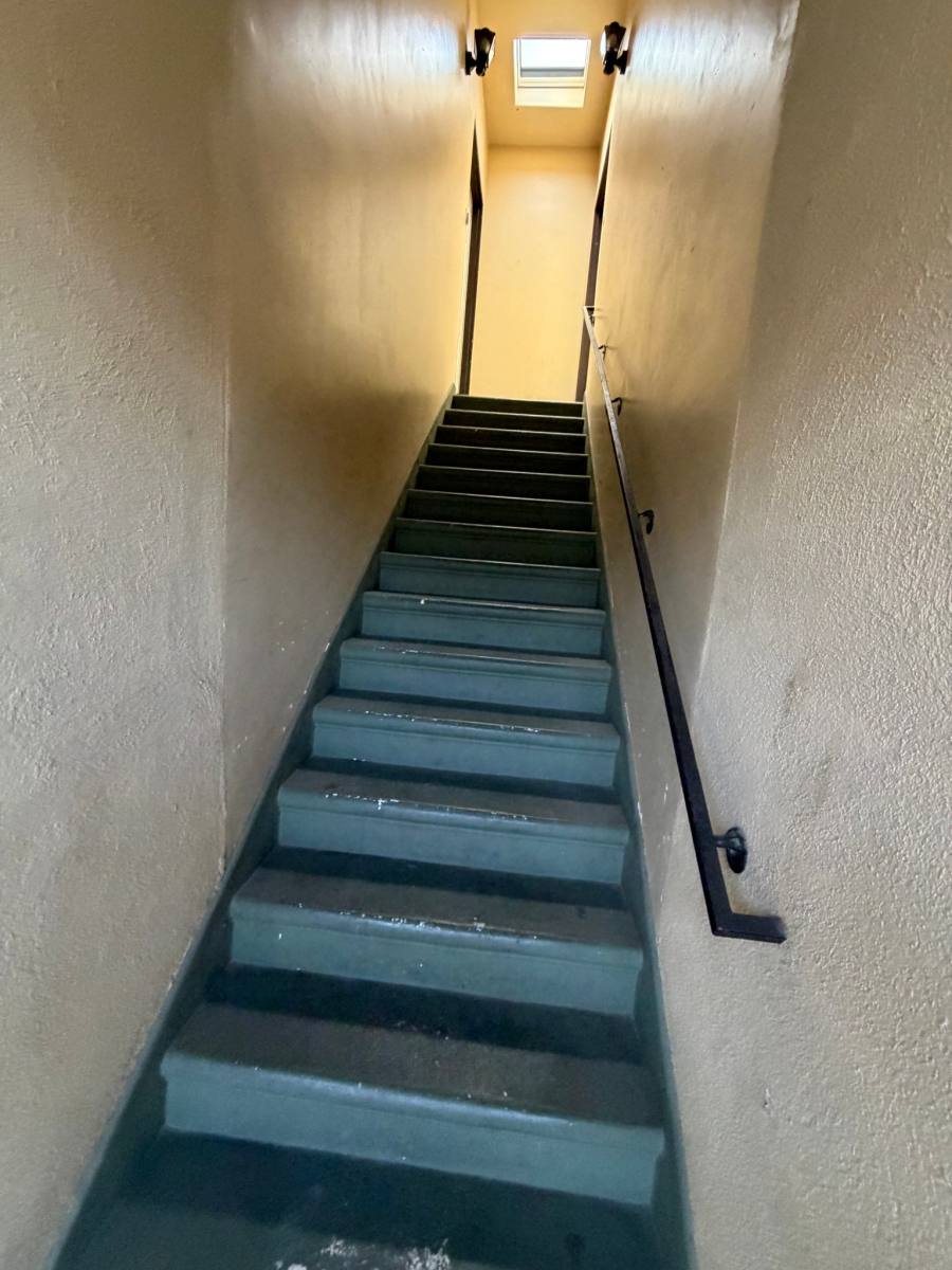 Apartment for rent at 824 Glenway Dr #2, Inglewood, CA 90302