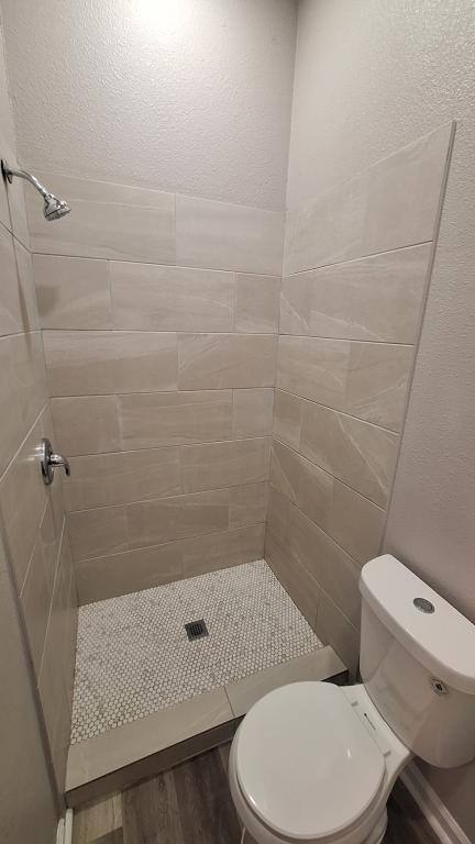 Apartment for rent at 257 Linda Lee Loop, Whitney, TX 76692