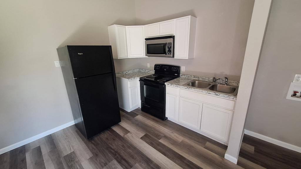 Apartment for rent at 257 Linda Lee Loop, Whitney, TX 76692