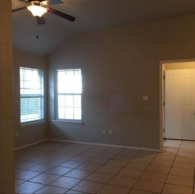 House for rent at 2511 W Oklahoma Ave, Guthrie, OK 73044