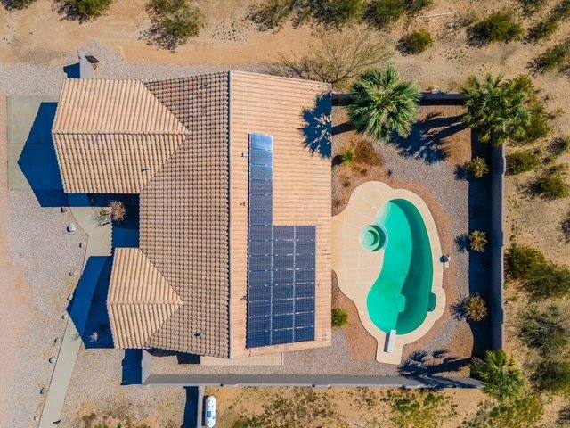 House for rent at 51207 W Iver Rd, Glendale, AZ 85302