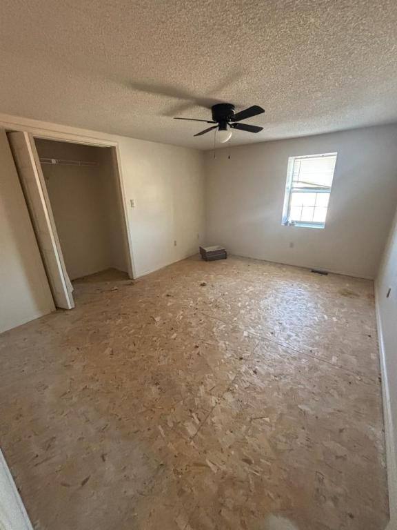 Apartment for rent at 108 N Market St #5, Mount Vernon, MO 65712