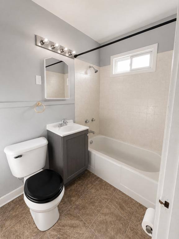 Apartment for rent at 1008 N 7th St #4, Bismarck, ND 58501