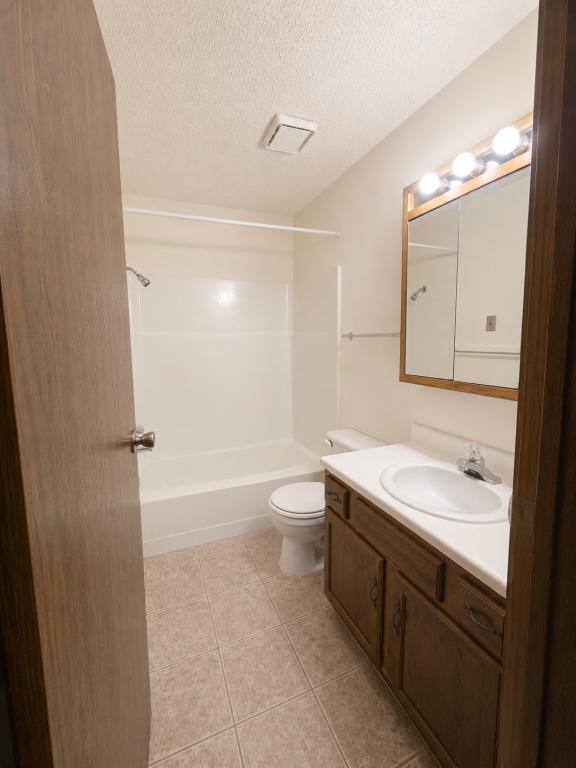 Apartment for rent at 2717 N Washington St #4, Bismarck, ND 58503
