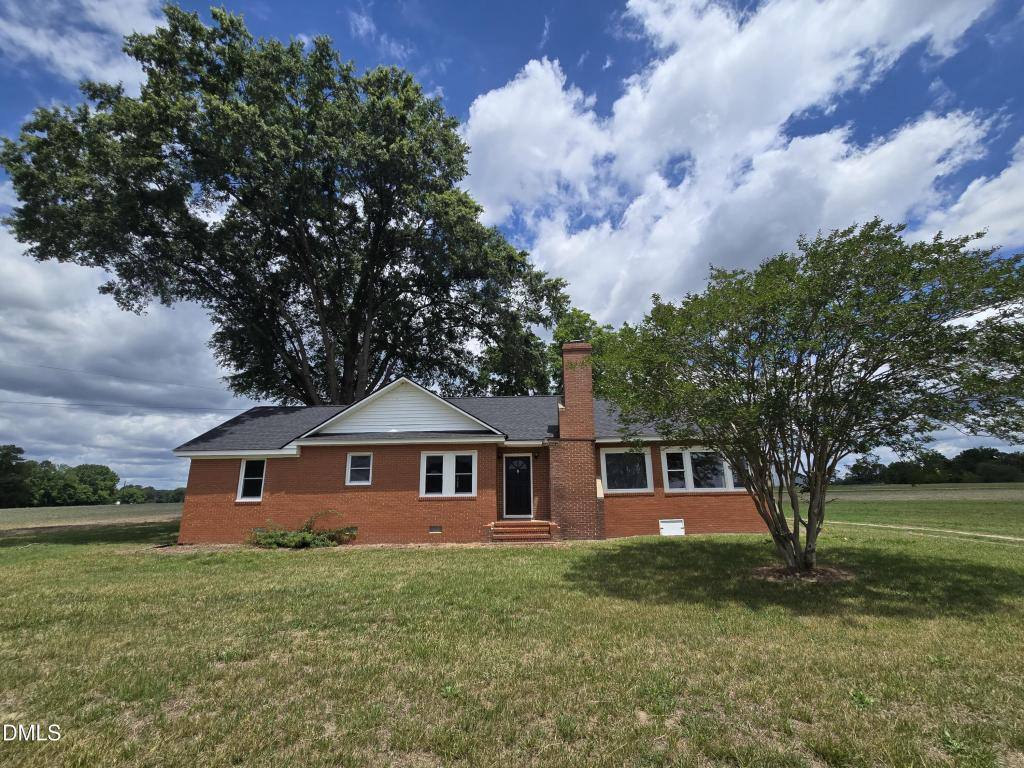 House for rent at 10101 Debnam Rd, Zebulon, NC 27597