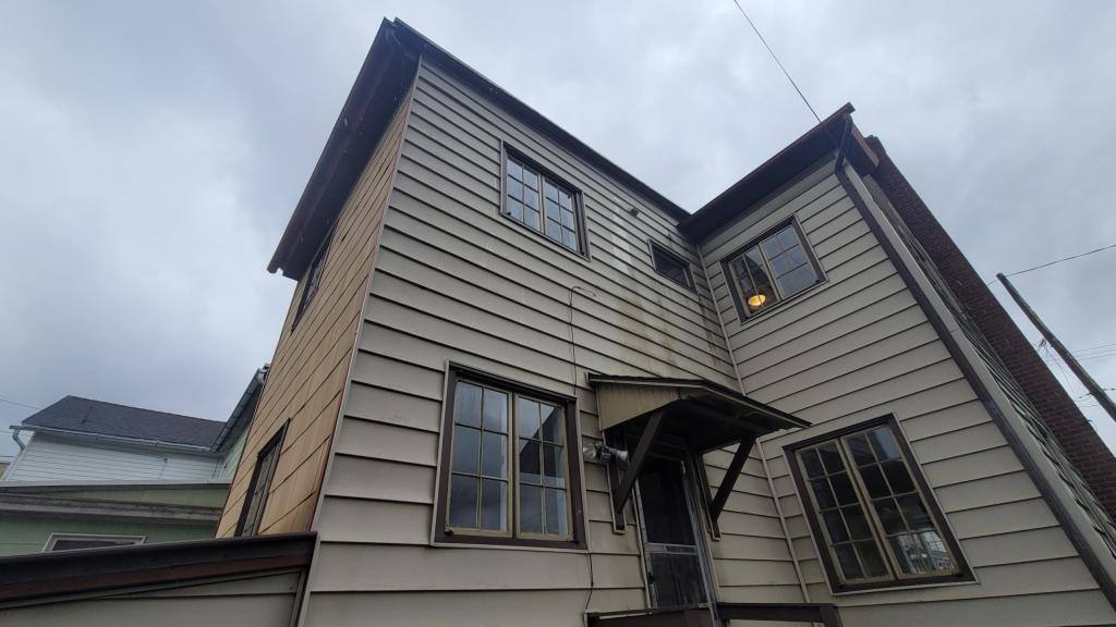 House for rent at 123 S 5th St, Shamokin, PA 17872