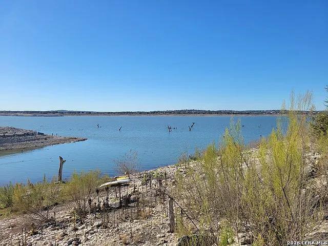 House for rent at 2059 Glenn Dr, Canyon Lake, TX 78133