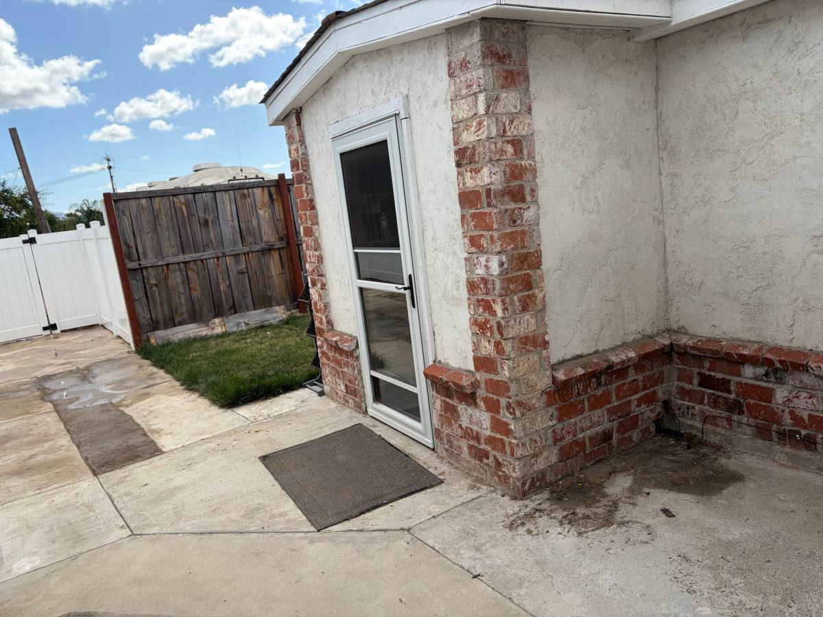 House for rent at 864 Farr Ave #B, Escondido, CA 92026