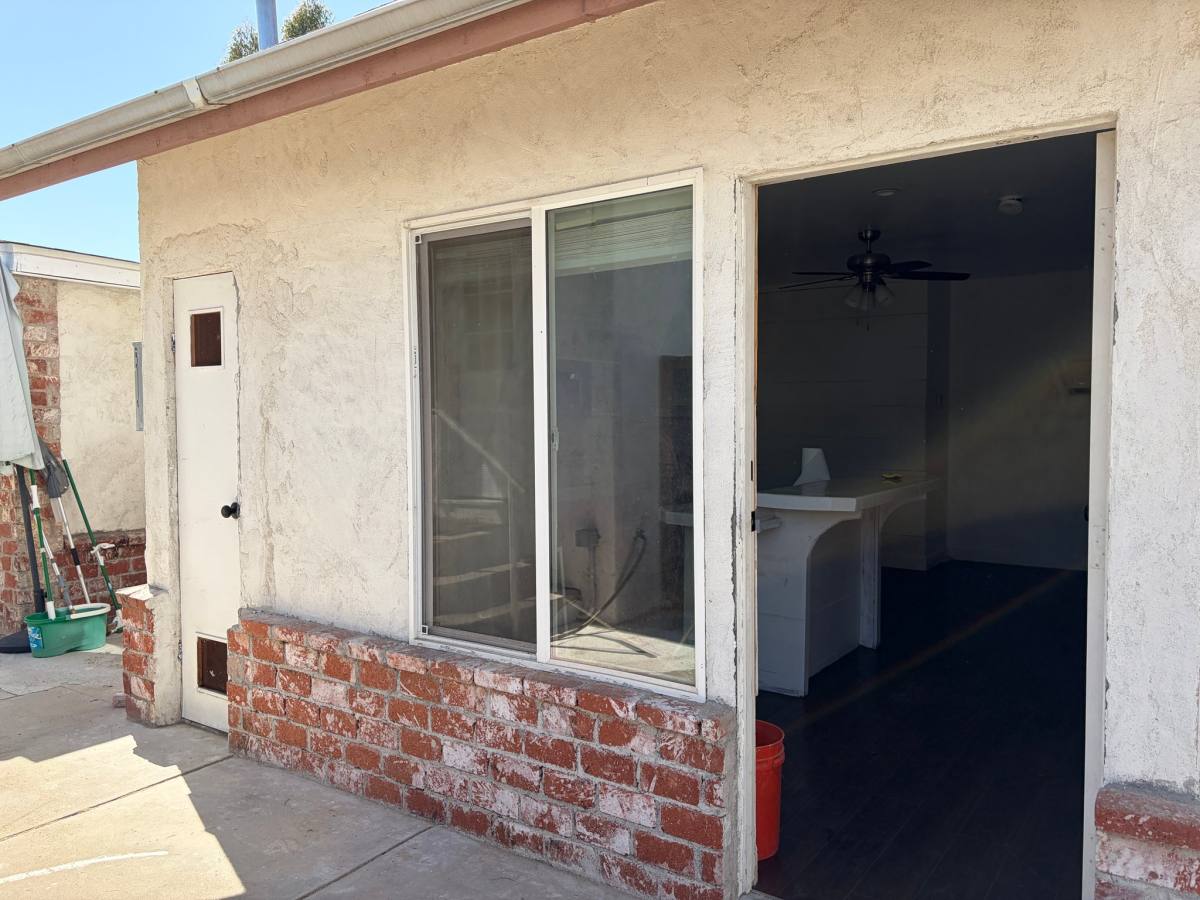 House for rent at 864 Farr Ave #B, Escondido, CA 92026
