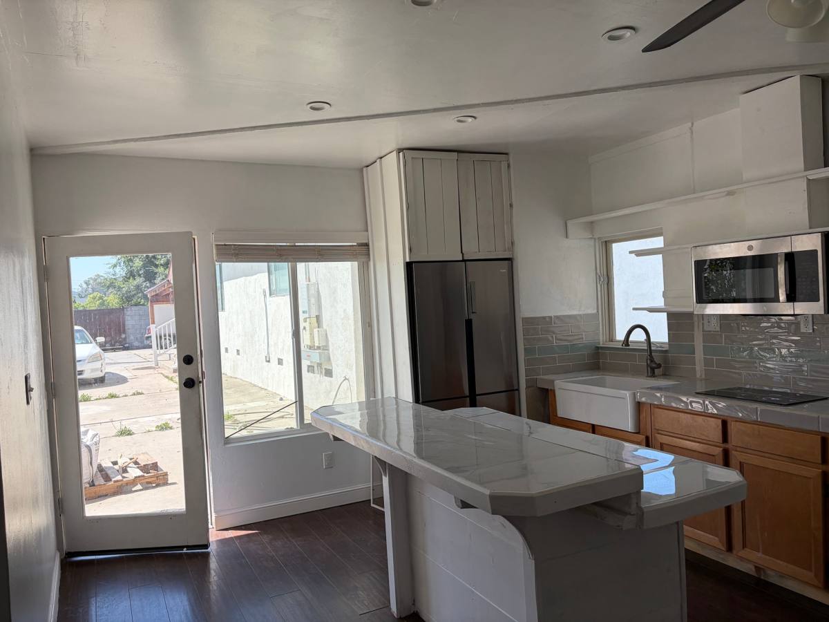 House for rent at 864 Farr Ave #B, Escondido, CA 92026
