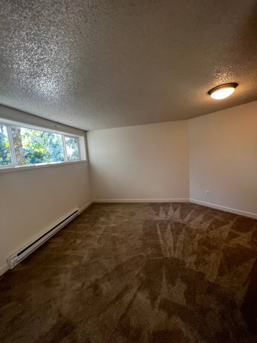Apartment for rent at 8585 SW Canyon Lane #11, Portland, OR 97225