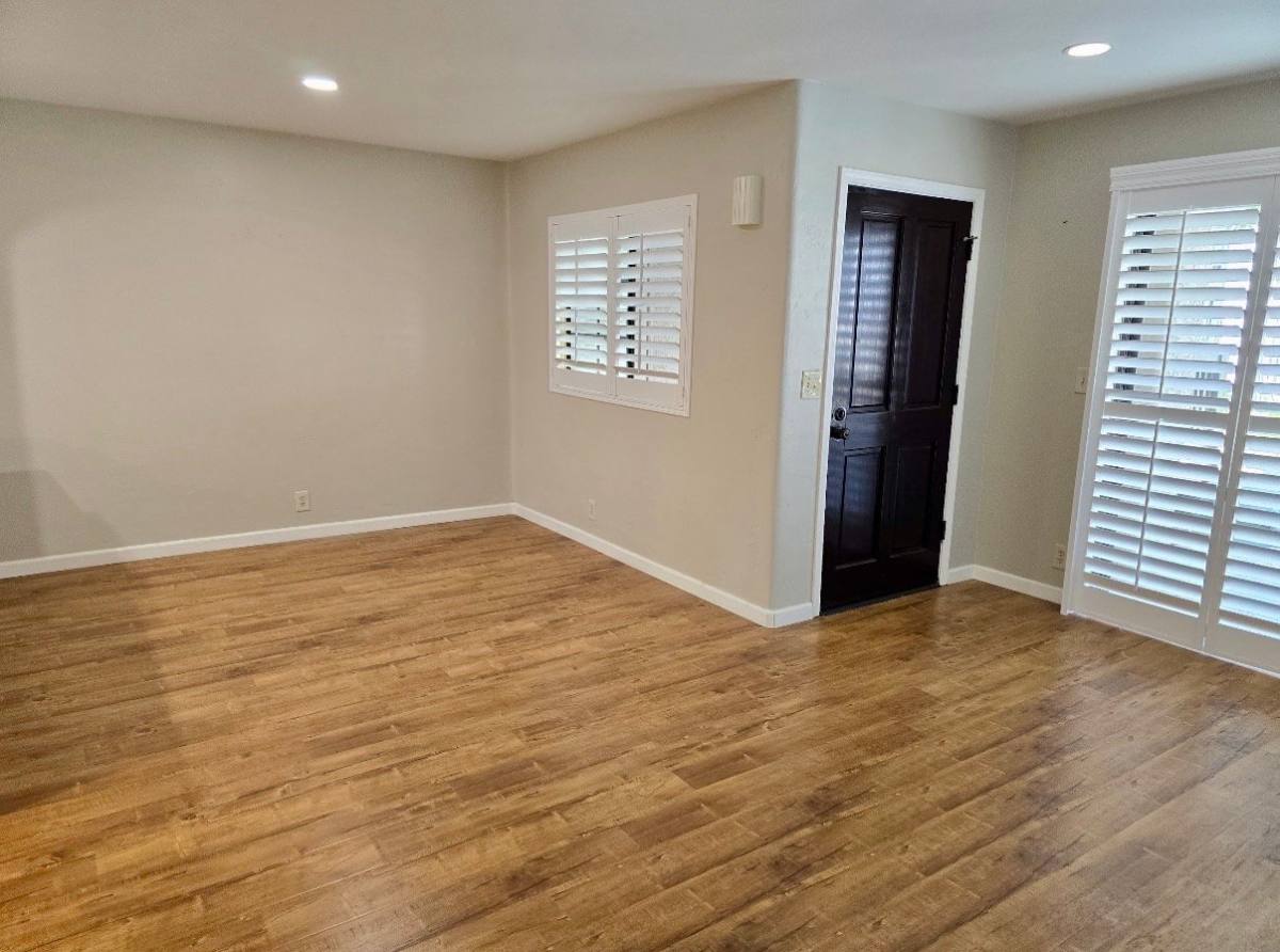 Condo for rent at 1149 Via Montoya, Camarillo, CA 93010