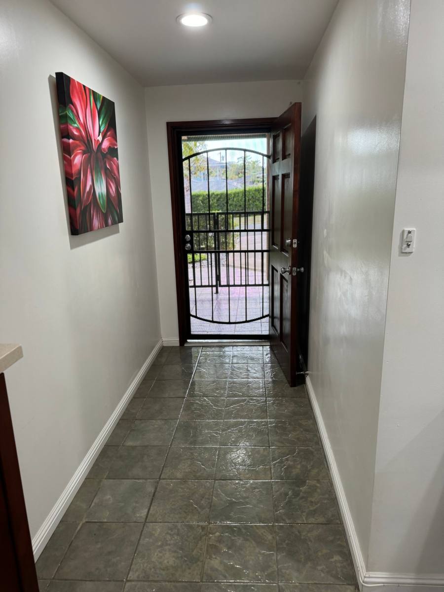 Apartment for rent at 610 Uluoa St #B, Kailua, HI 96734