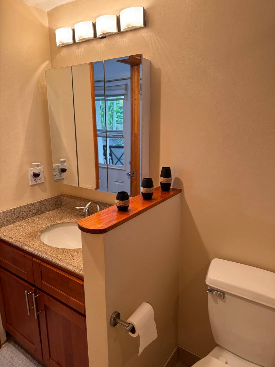 Apartment for rent at 610 Uluoa St #B, Kailua, HI 96734