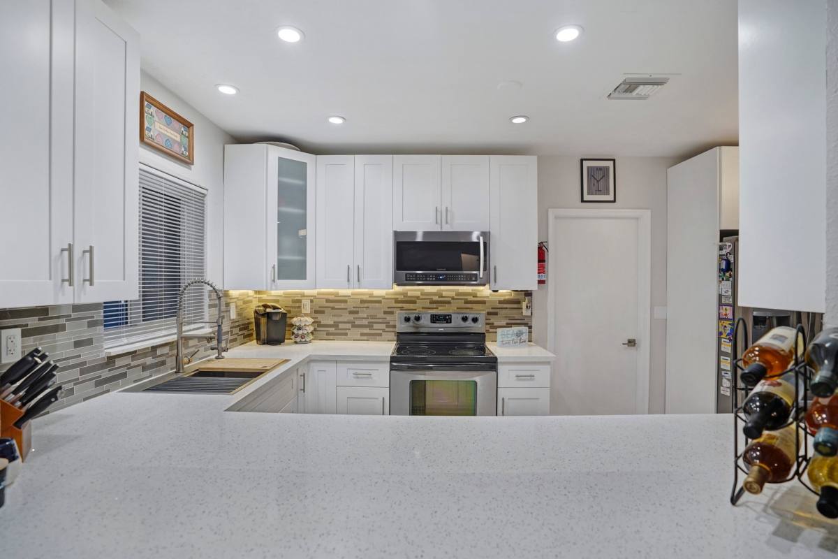 House for rent at 954 NE 26th Ave, Pompano Beach, FL 33062