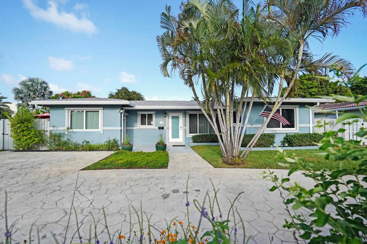 House for rent at 954 NE 26th Ave, Pompano Beach, FL 33062