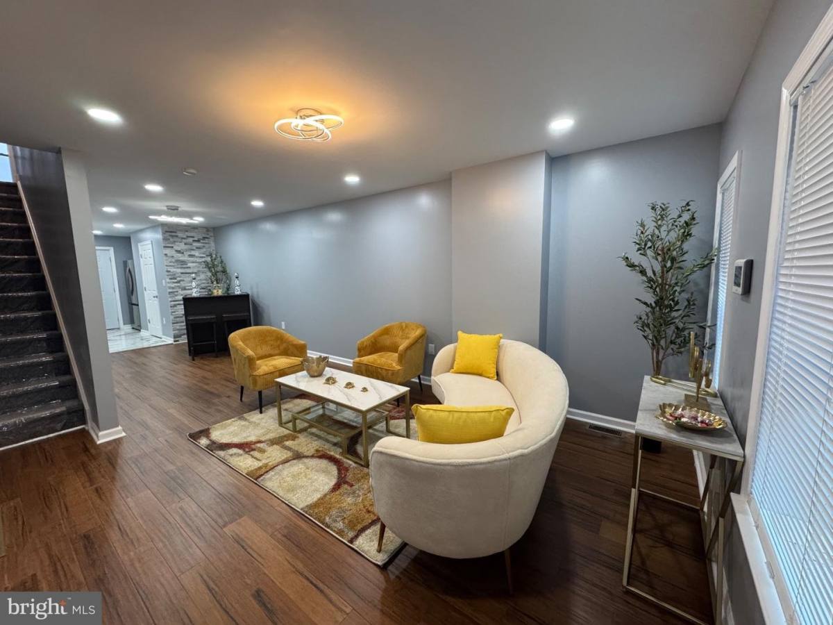 Townhouse for rent at 739 E 10th St, Wilmington, DE 19801
