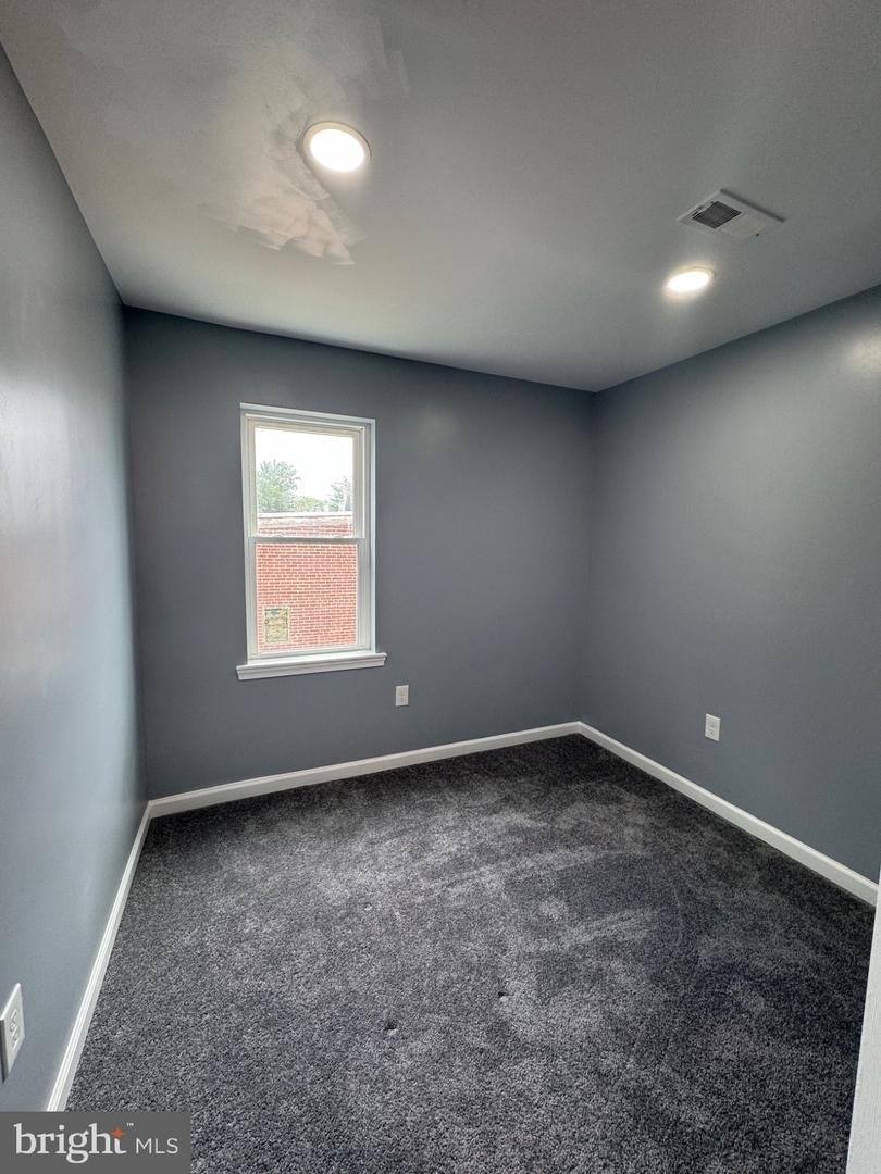 Townhouse for rent at 739 E 10th St, Wilmington, DE 19801